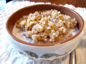 maple-walnut-hot-cereal-with-quinoa-01